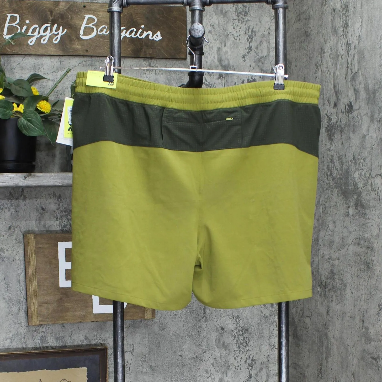 All In Motion Men's Trail Shorts 6" 87278993 Olive Green 2XL