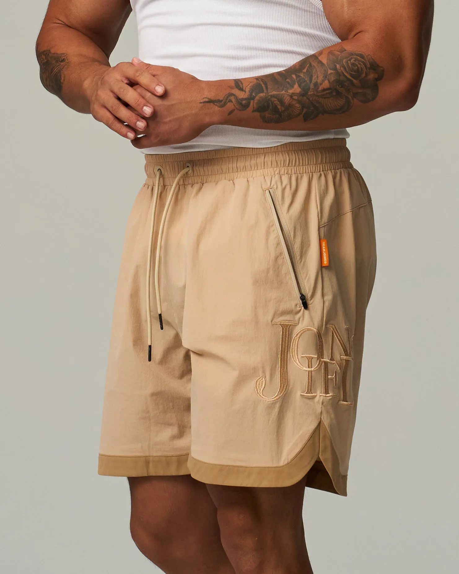 Fine logo Side Slit Stretch Shorts