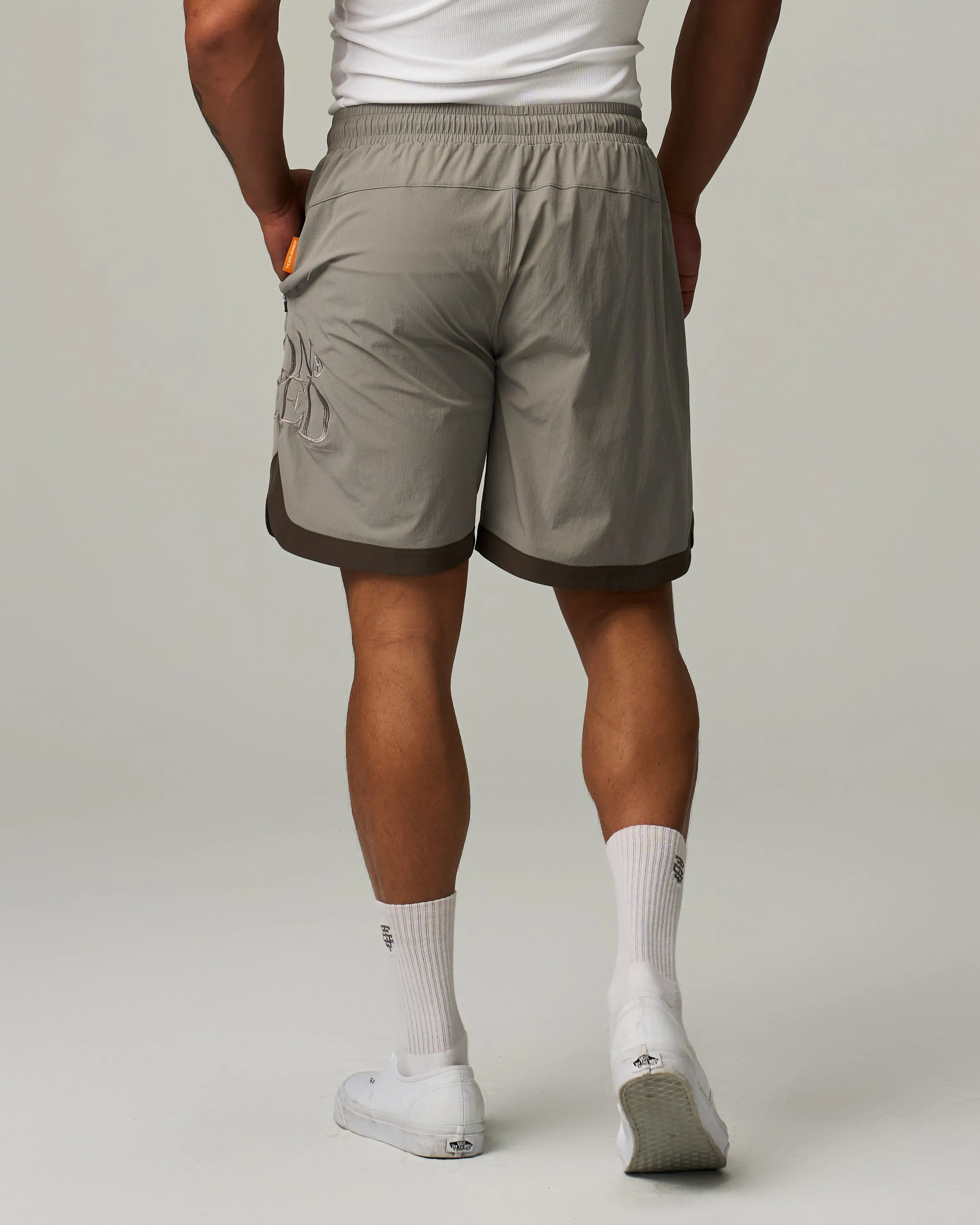 Fine logo Side Slit Stretch Shorts