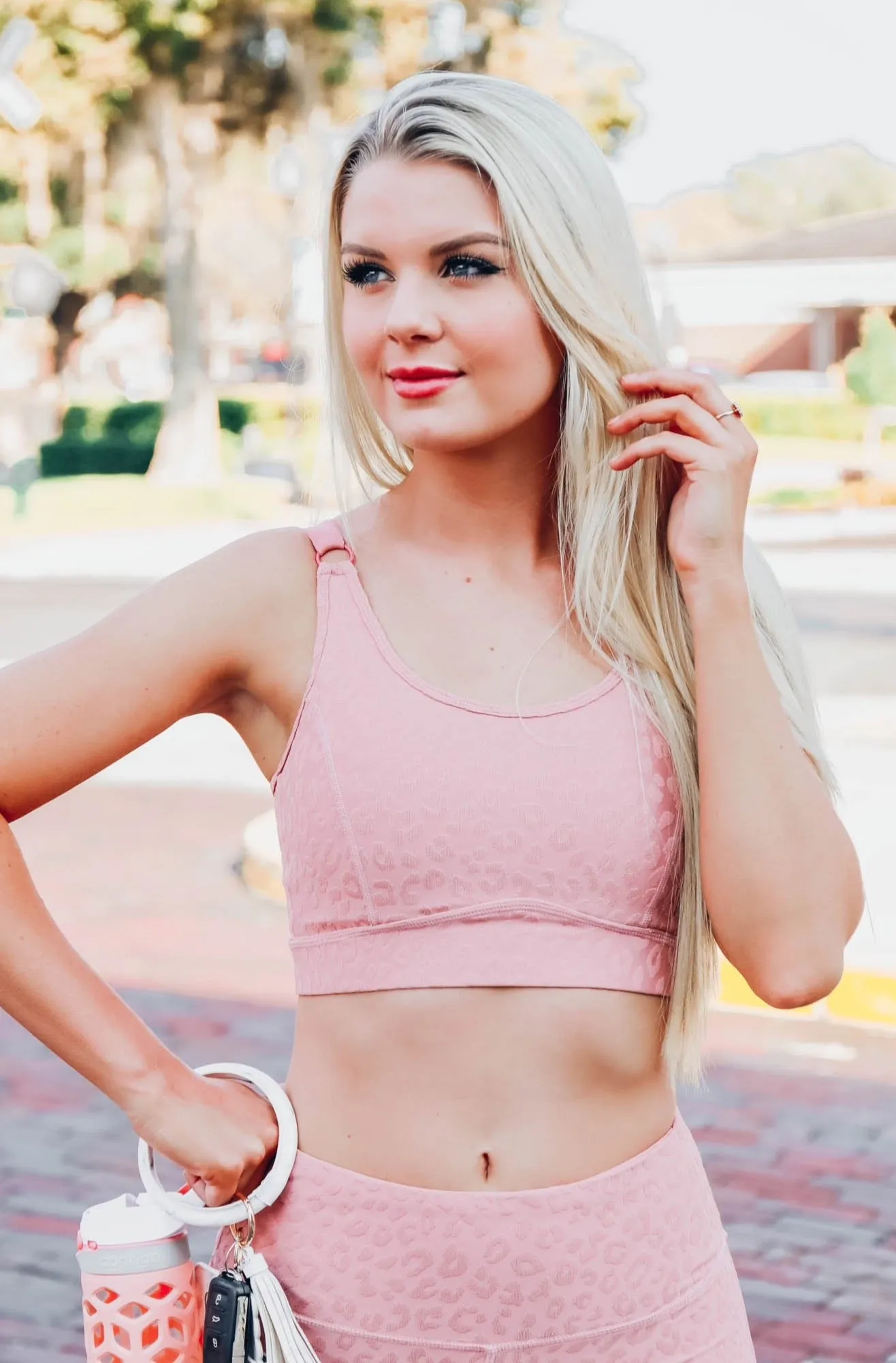 Luxurious 3D Leopard Sports Bra - Pink