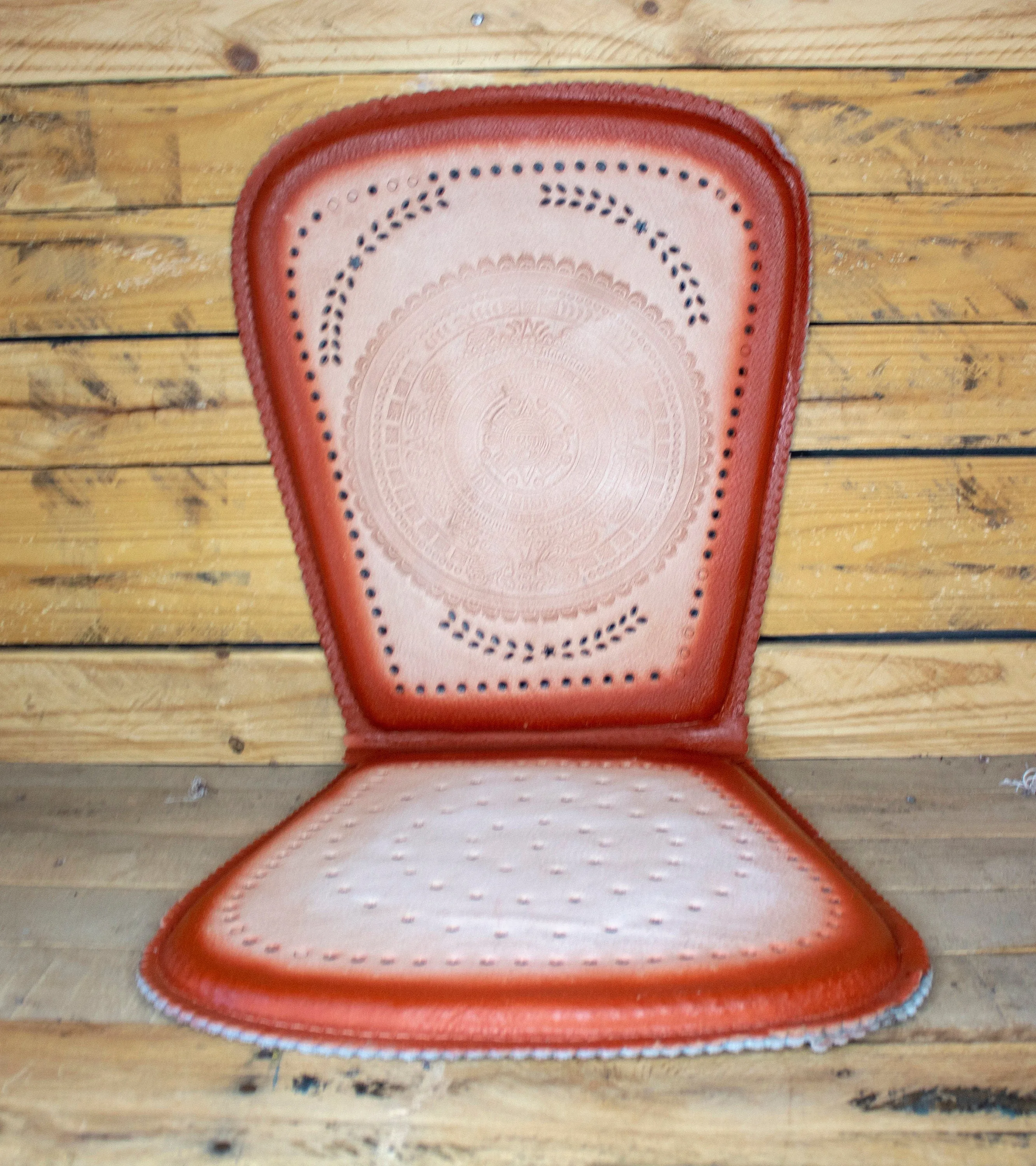 PIGSKIN LEATHER CUSHIONED universal car seat with Aztec Calendar Azteca stamped design Respaldo