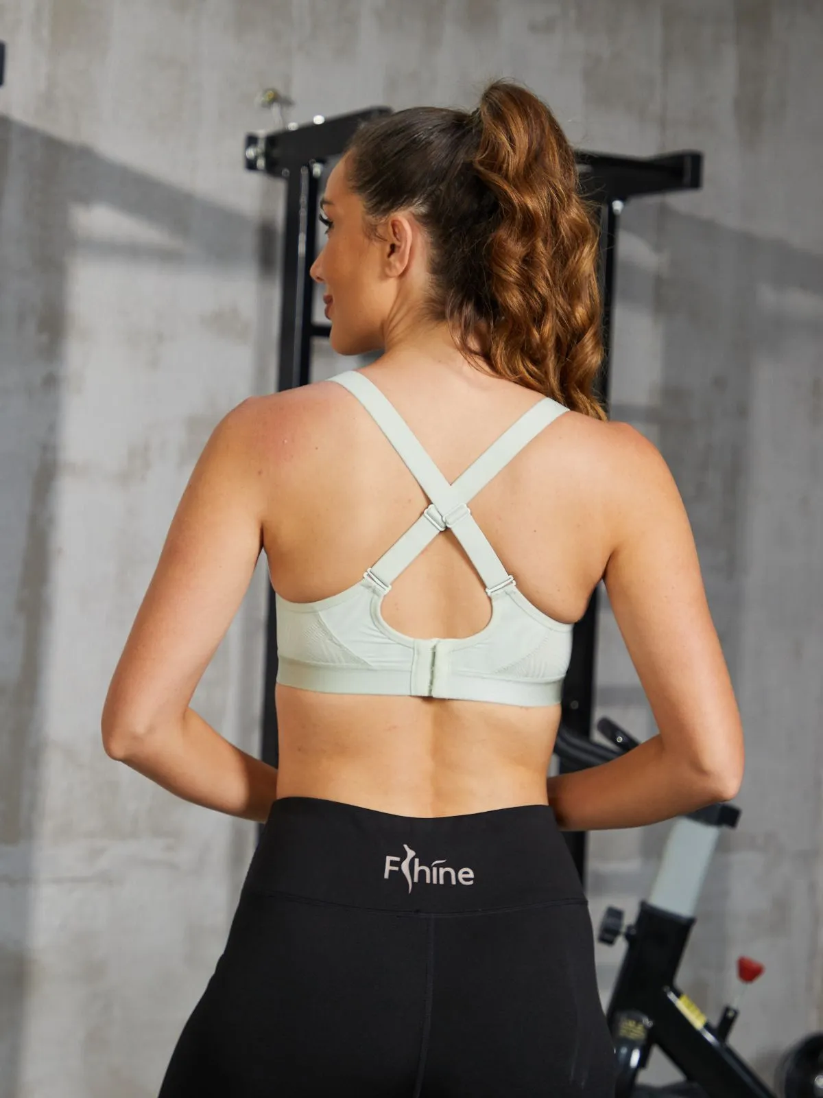 Wireless Full Coverage Workout Bra No Padded Plus Size Cross Back Exercise Sports Bra Green